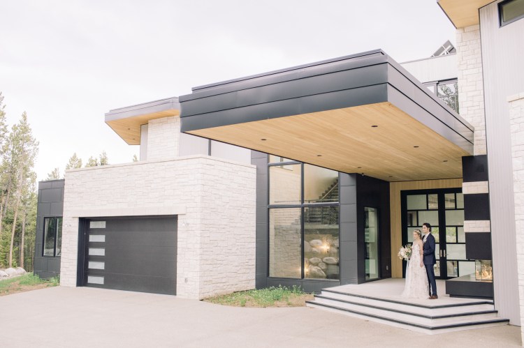 arendelle_castle_private_home_wedding_breckenridge_colorado-5