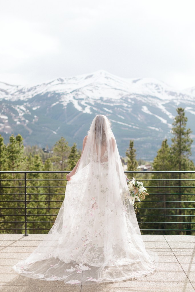 arendelle_castle_private_home_wedding_breckenridge_colorado-6